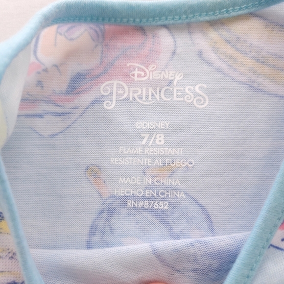 NWOT Disney Princess Kids Pajamas - Multicolor - Picture 4 of 6